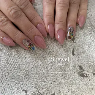 ネイル S♡JEWEL所属・S. JEWELのネイルデザイン