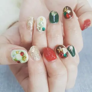 ネイル 鈴木 憂維のネイルデザイン