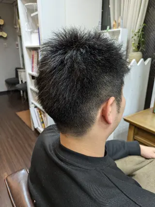 ショート メンズ VIS-a-Vis 本蓮沼店所属・タカマツ アユムのヘアスタイル