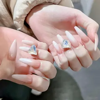 ネイル queens nailsalonのネイルデザイン