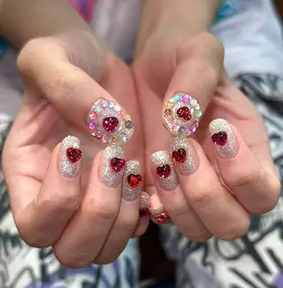 ネイル Oomiya 服部のネイルデザイン