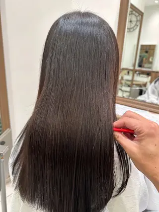 ロング 日野・八王子縮毛矯正 ワタナベリョウマのヘアスタイル