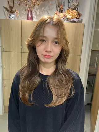 ロング vince gio所属・小田 輝太郎/ブリーチのヘアスタイル