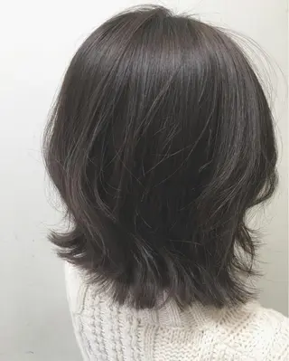 ショート カラー ol iのヘアスタイル
