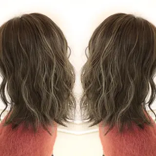 ミディアム カラー ご予約 宜しくお願いします！のヘアスタイル