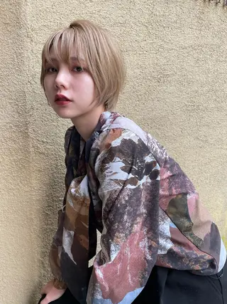 ショート カラー ショート/ボブ/ 心斎橋/宮脇美奈のヘアスタイル