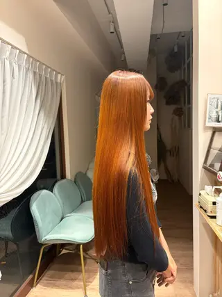 ロング カラー 西本 楓華のヘアスタイル