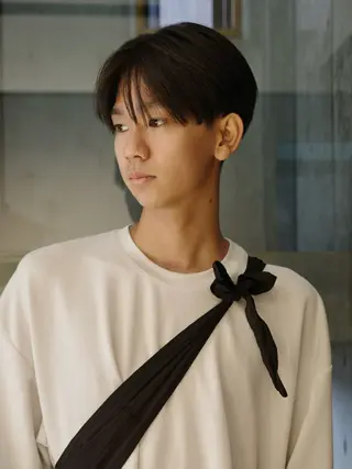 ショート NERO 眞下秋歩のヘアスタイル