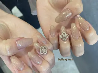 ネイル bellevy所属・藤原 はずきのネイルデザイン