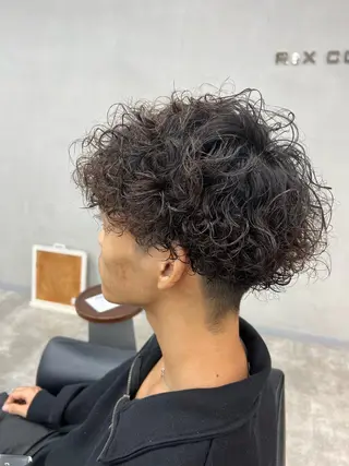 パーマ メンズ 畑中 咲穂のヘアスタイル