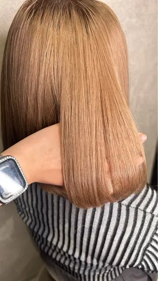 ミディアム 山内 彩愛のヘアスタイル