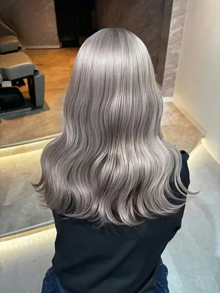 ロング カラー パーマ ヘアアレンジ 🤍韓国風/艶髪🤍 鳥越美羽のヘアスタイル