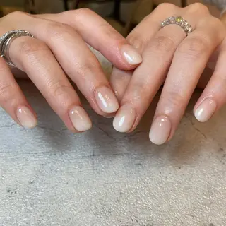 ネイル Ami 🦥のネイルデザイン