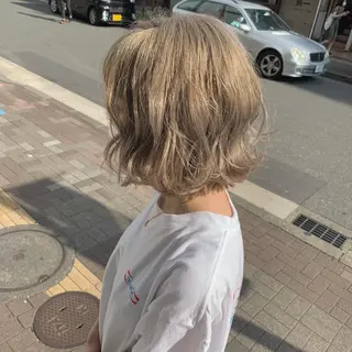 セミロング カラー 韓国ヘア🦋 MIYUのヘアスタイル