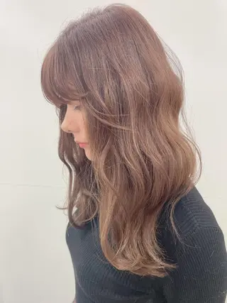 ロング カラー パーマ ヘアアレンジ トレンド眉🫧🪄 kumiの眉毛・アイブロウイメージ