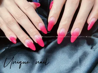 ネイル UniqueNail 長さだし専門店のネイルデザイン
