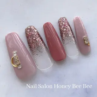 ネイル Nail salon Honey Beeのネイルデザイン