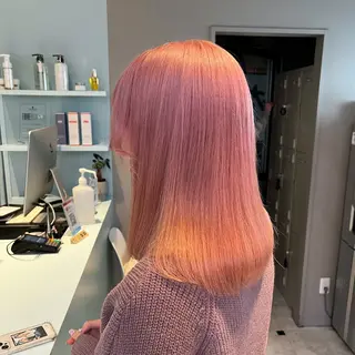 セミロング カラー ブリーチカラー 🩵MIZUKIのヘアスタイル