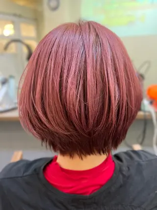 ショート カラー 鶴見 和美のヘアスタイル