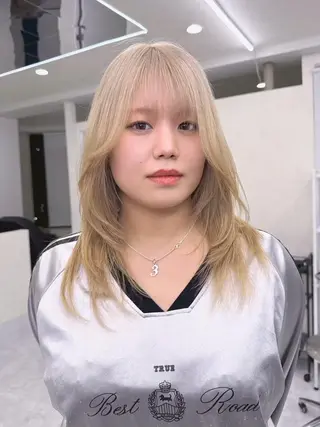 セミロング カラー 髪質改善ストレート髪 質改善カラー特化中崎のヘアスタイル