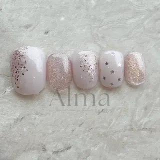ネイル Alma by kittys 谷保店所属・Alma chitoseのネイルデザイン