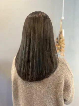 セミロング カラー K Harukaのヘアスタイル