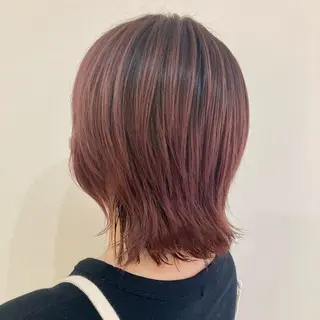 ミディアム カラー 品田 真里のヘアスタイル