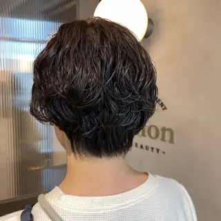 ショート カラー パーマ The Apartment of solon所属・黒坂 唯奈 /パーマとボブ特化のヘアスタイル