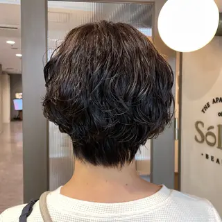 ショート カラー パーマ The Apartment of solon所属・黒坂 唯奈 /パーマとボブ特化のヘアスタイル