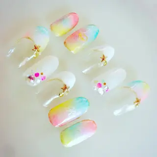 ネイル 名倉 なな子のネイルデザイン