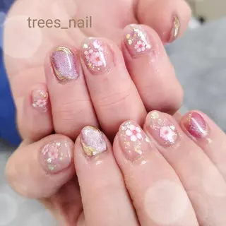 ネイル trees_ nailのネイルデザイン