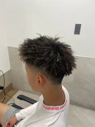 ショート Go today shaire salon所属・BLEACH 🟥 PERM 天神🏆のヘアスタイル