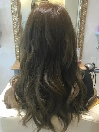 ロング カラー color coutureのヘアスタイル