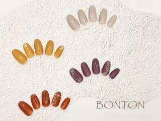 ネイル koyama CHARM 町田のネイルデザイン