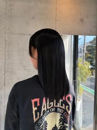 ミディアム カラー clore所属・透明感カラー yuraのヘアスタイル