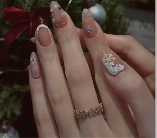 ネイル EMI ANA.CHUOのネイルデザイン