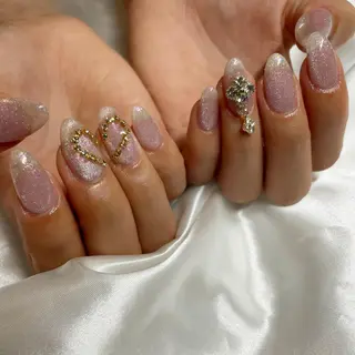 ロング ネイル 金子 彩海のネイルデザイン