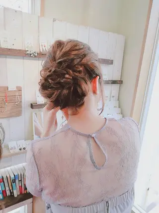 ロング カラー ヘアアレンジ 岩谷 美香のヘアスタイル