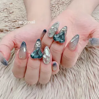 ネイル オーナーネイリスト MAKIのネイルデザイン