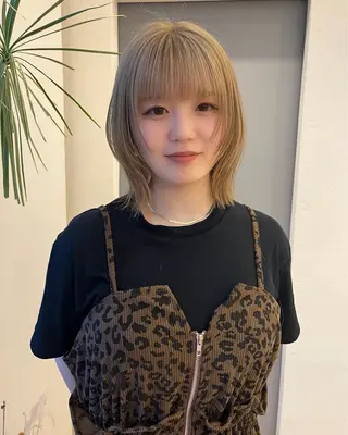 ミディアム 吉原 由菜のヘアスタイル