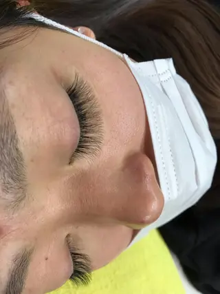 マツエク・マツパ 舟橋 瑞稀のヘアスタイル