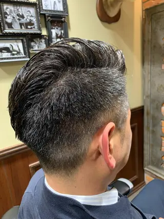 ショート 長内 健太のヘアスタイル