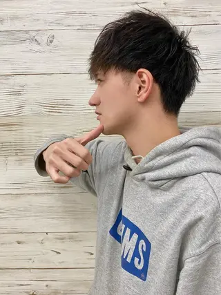 ショート カラー パーマ ヘアアレンジ メンズ アイブロウ LAVENDIA Azabu所属・LAVENDIA 初音のヘアスタイル