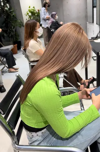 ロング カラー レイヤー/透明感 カラー🌿KANTAのヘアスタイル