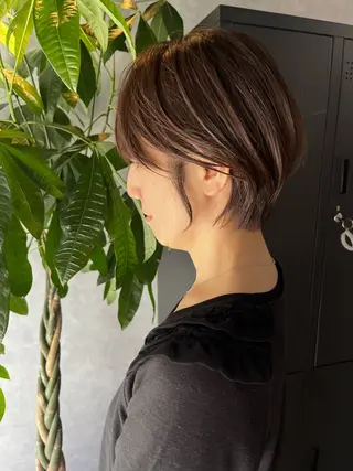 ショート 小山洋次/阪急茨木/ 透明感カラーショートのヘアスタイル