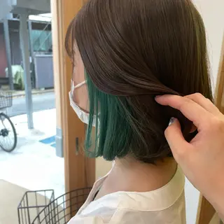 ショート カラー 中山 まどかのヘアスタイル