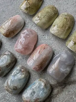 ネイル talo .のネイルデザイン