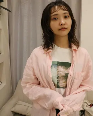 ミディアム パーマ 松村 澪里のヘアスタイル