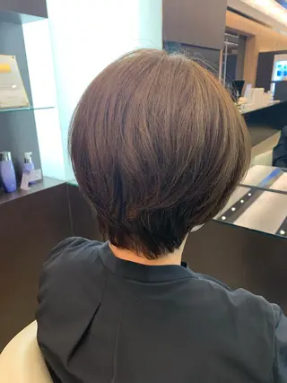 ショート Aya/四条烏丸/ インナーカラーのヘアスタイル