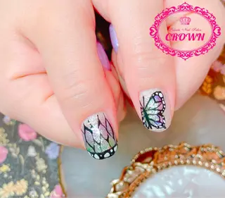 ネイル CROWN プライベートサロンのネイルデザイン